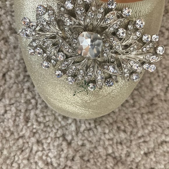 💘Bagdley Mishka gold leather flats w/ diamond 💎 - Picture 8 of 9